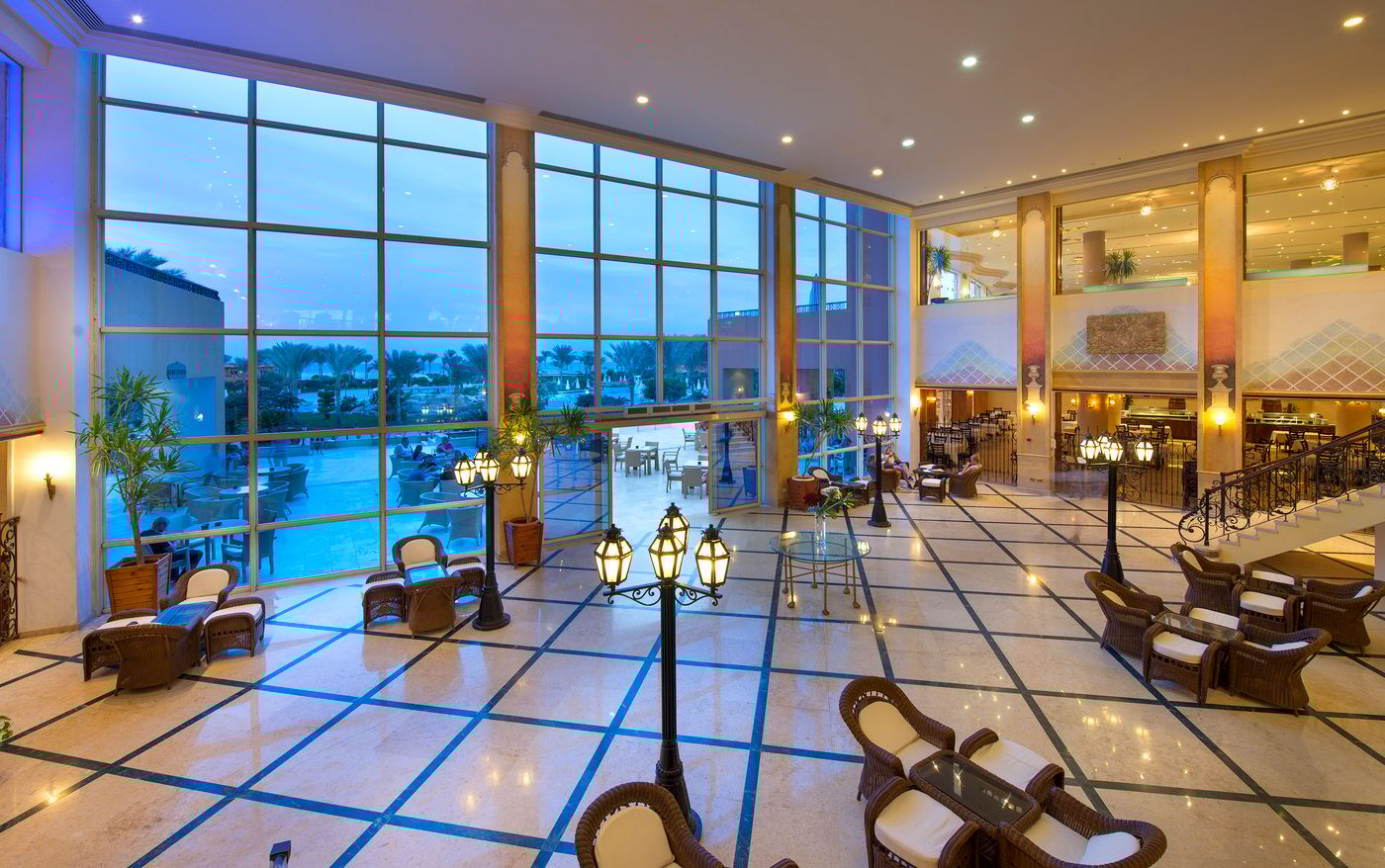 Amwaj-Oyoun-Resort---Spa-Lobby-53