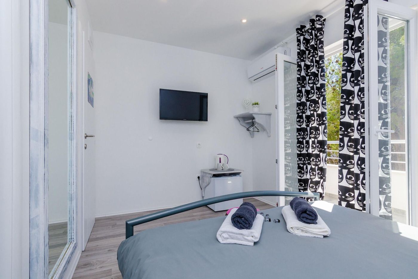 Guest-House-Nikolina-Room-15