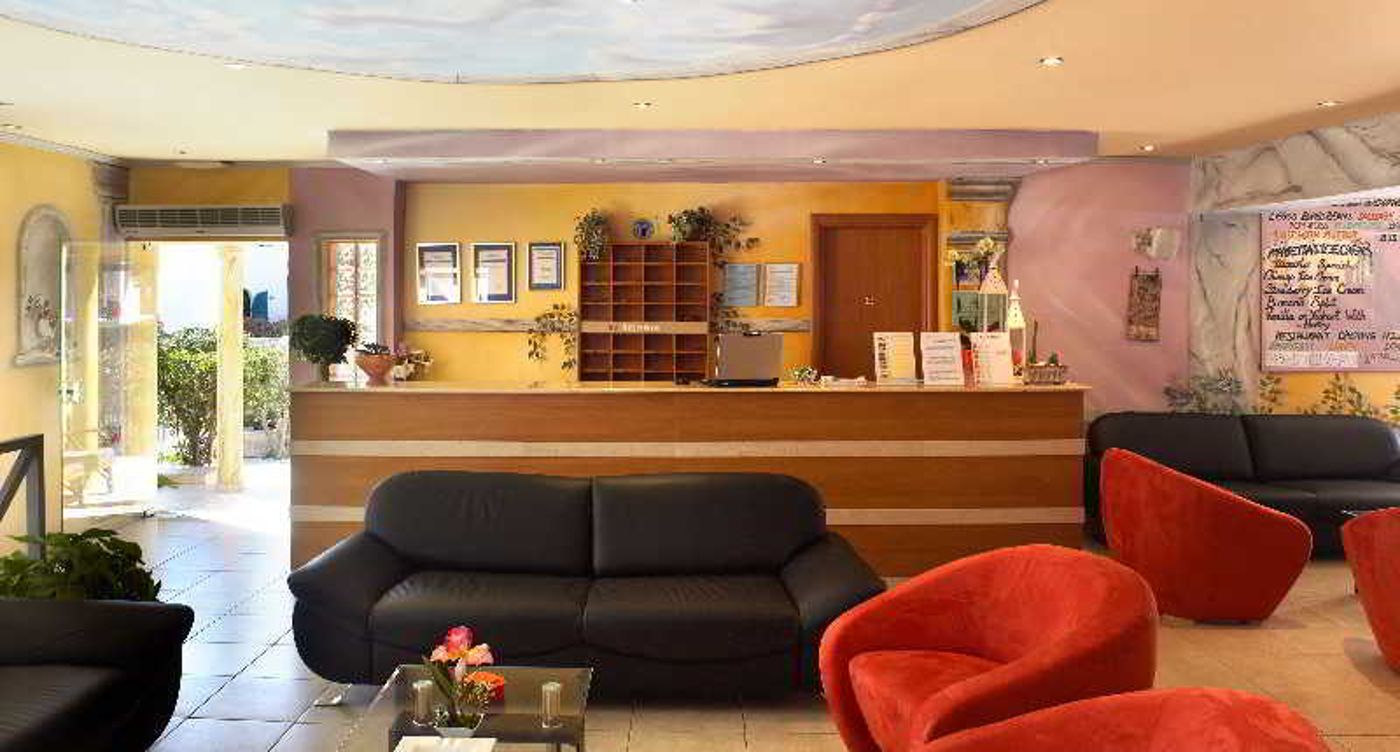 Marietta-Aparthotel-Lobby-23