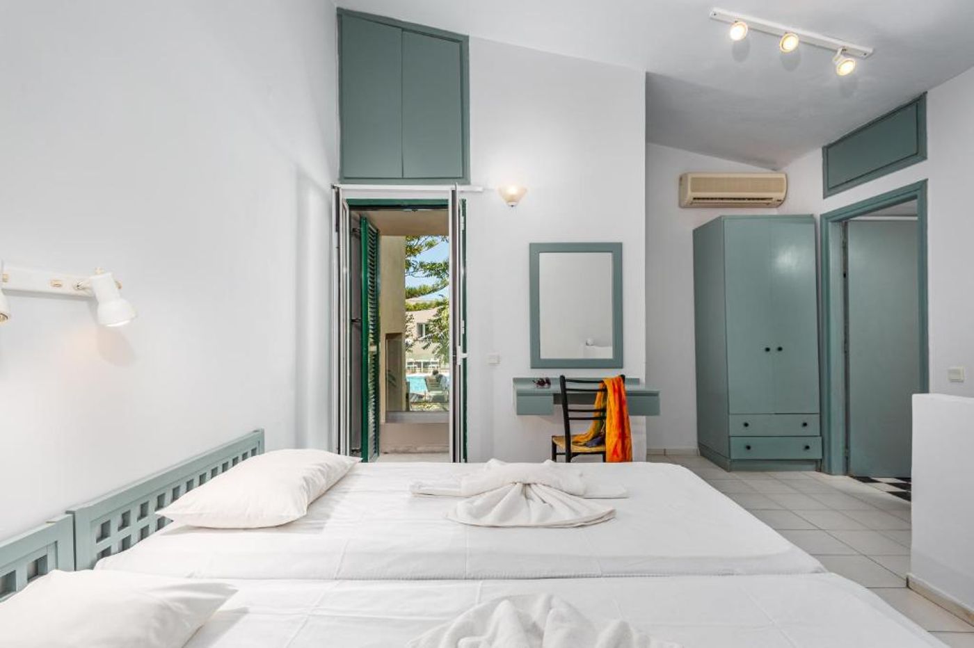 Aphea-Village-Room-32