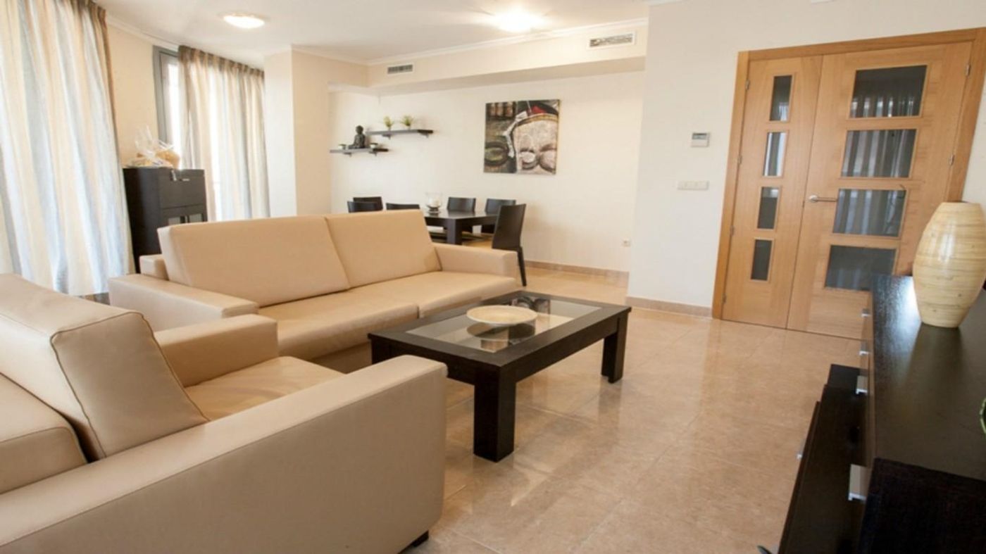 ESTIMAR-Calpe-Apartments-2---Two---Adults-Only--16---Room-7