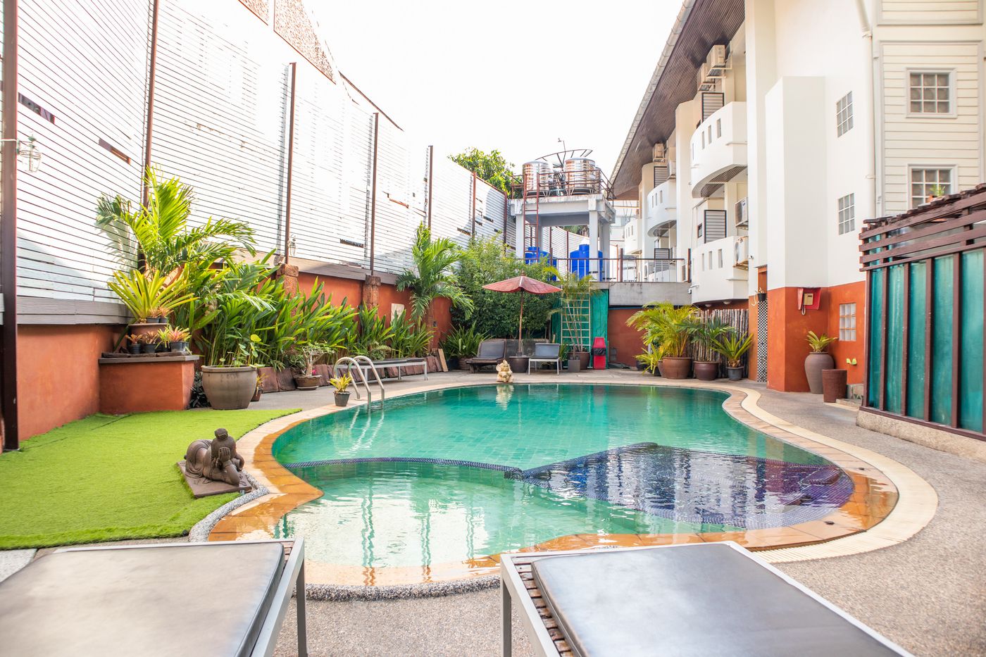 The-Album-Loft-nanai-Pool-3