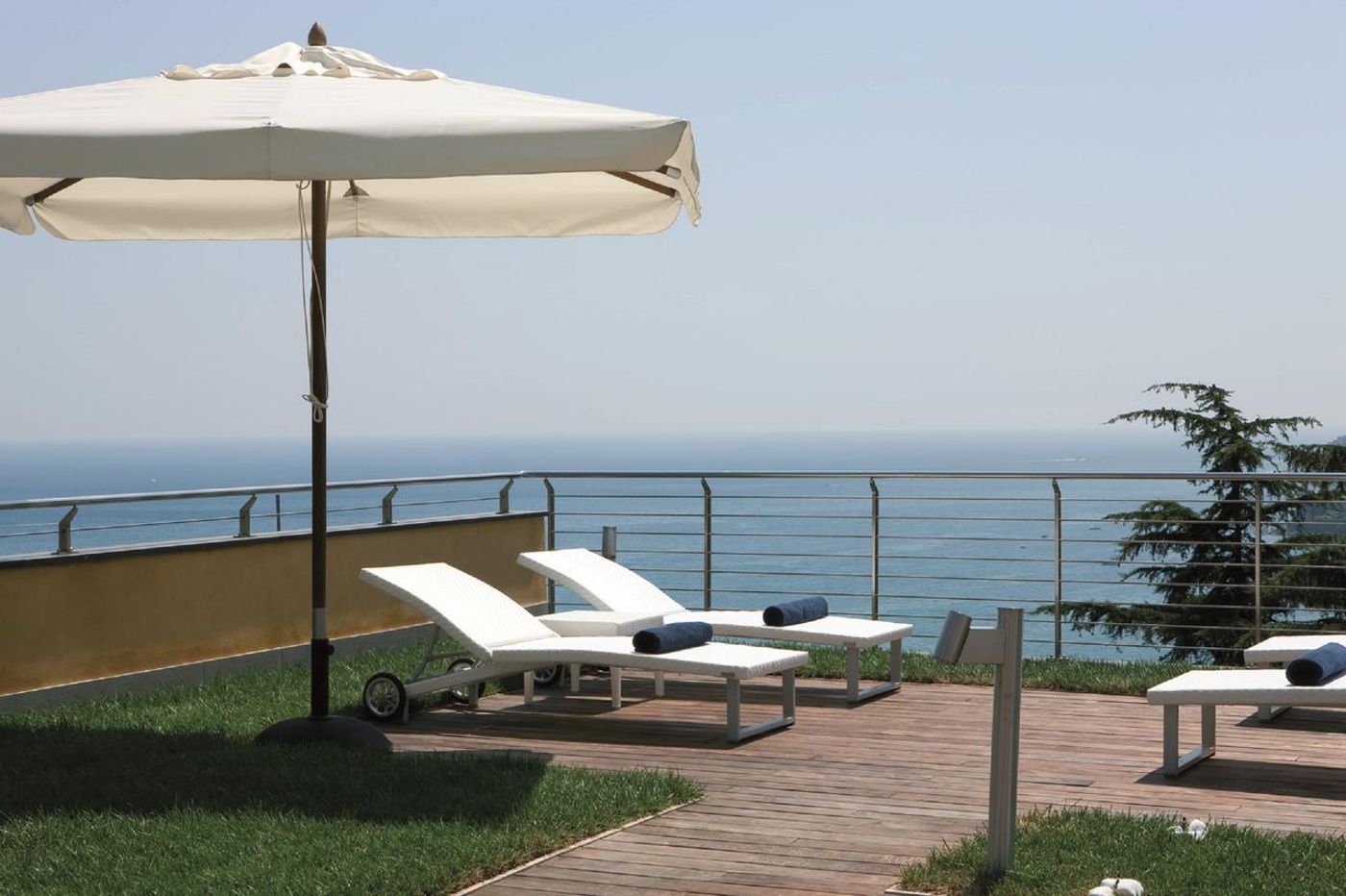 Relais-Paradiso-Terrace-32