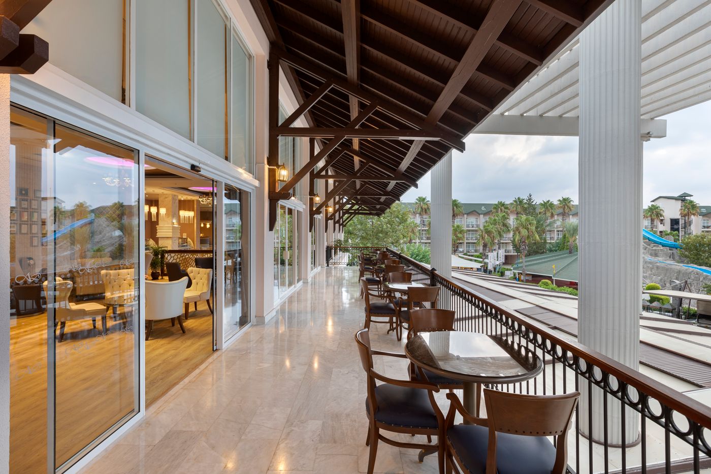 Alva-Donna-World-Palace-Hotel-Terrace-44