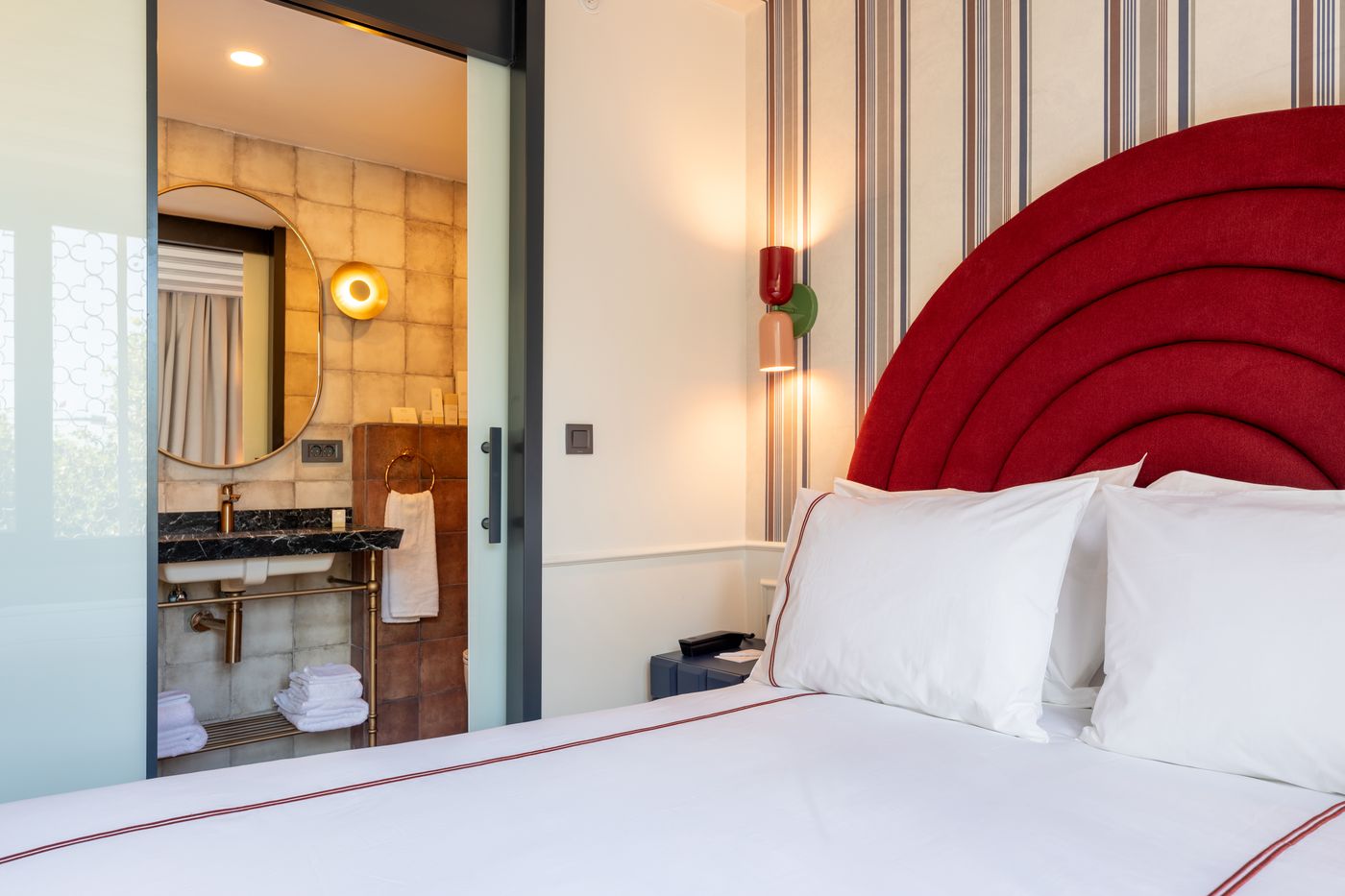 Khai-Hotel-Karakoy-Room-23