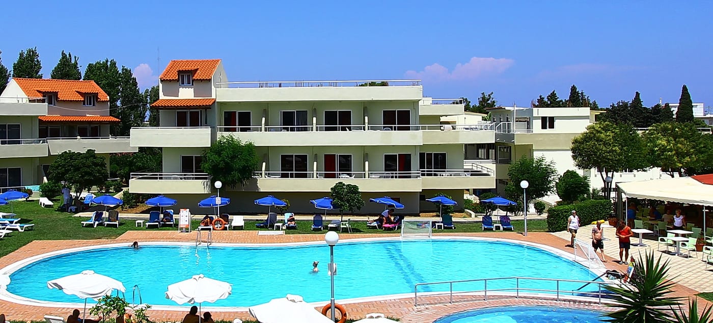 Princess-Flora-Pool-5