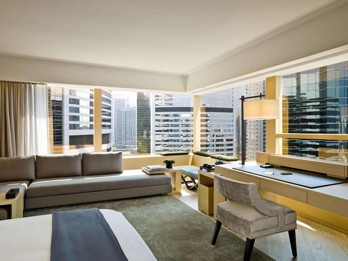The-Upper-House-Hong-Kong-Room-10