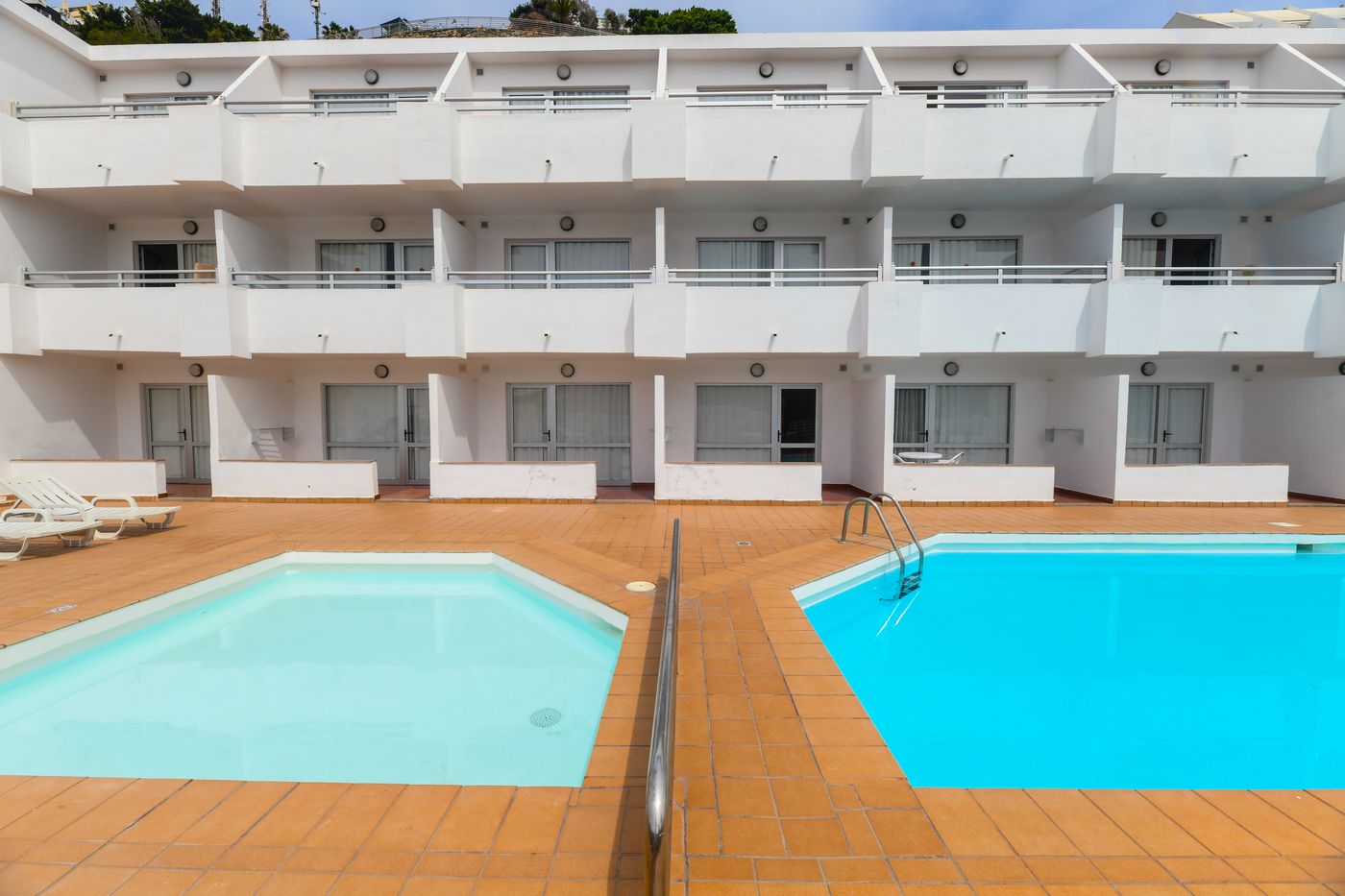 LIVVO Puerto Bello Apartments