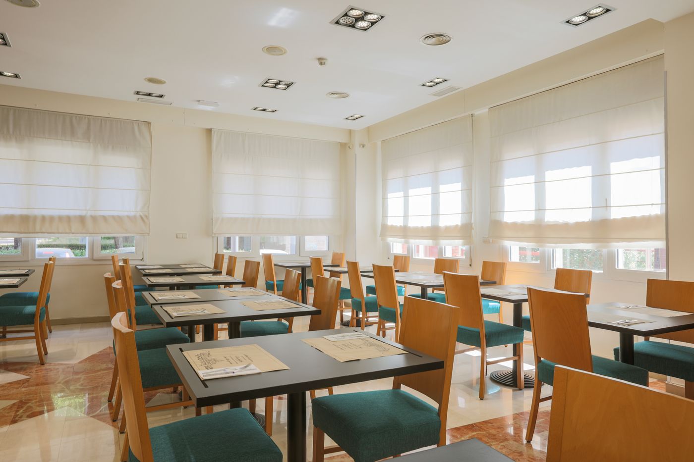 Porcel-Torre-Garden-Restaurant-35