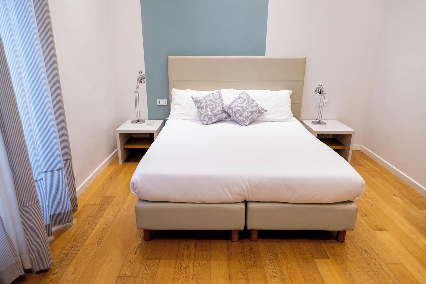 Sofia-s-Suites-Guesthouse-Room-14