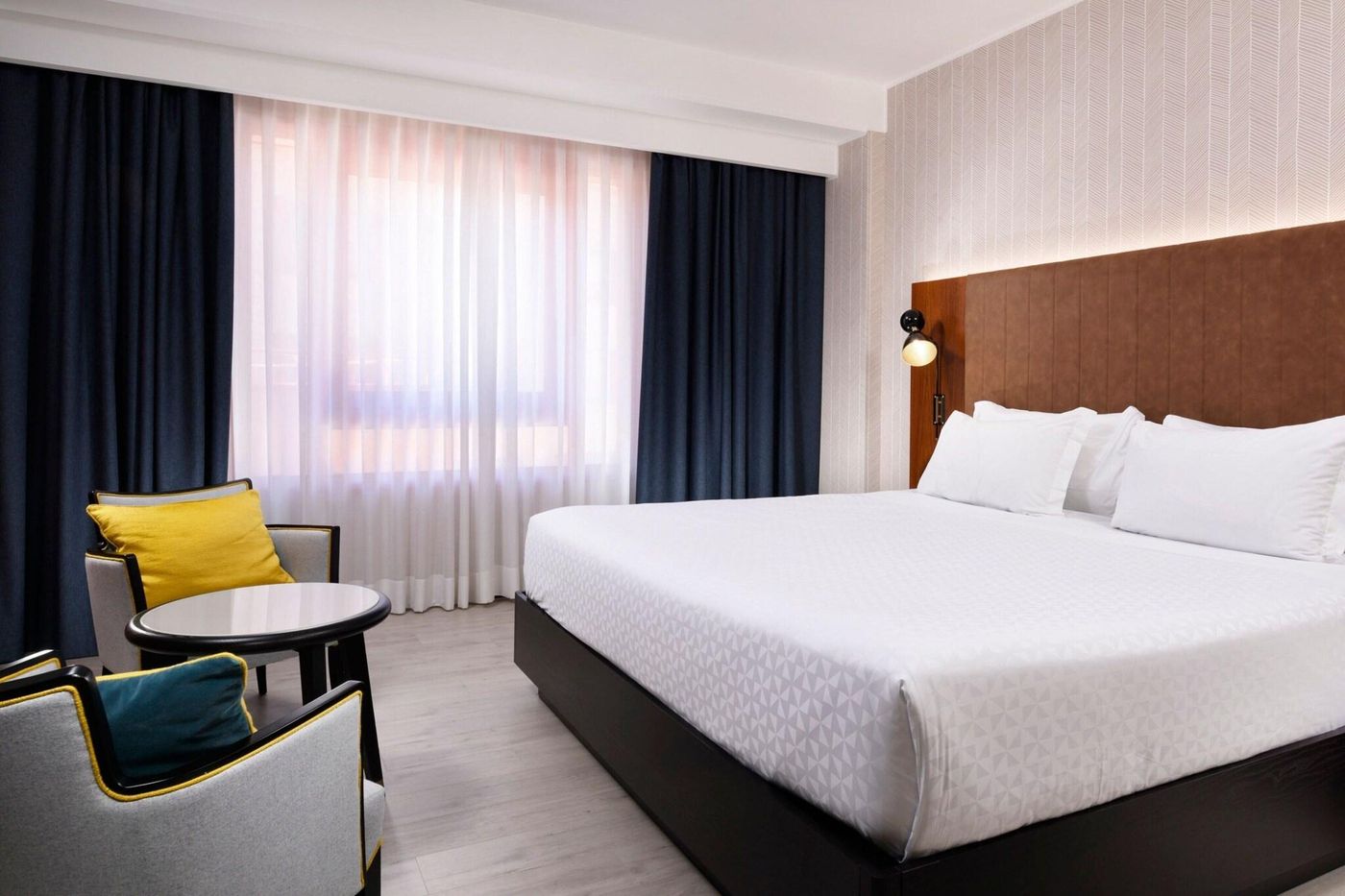 Four-Points-by-Sheraton-Siena-Room-26