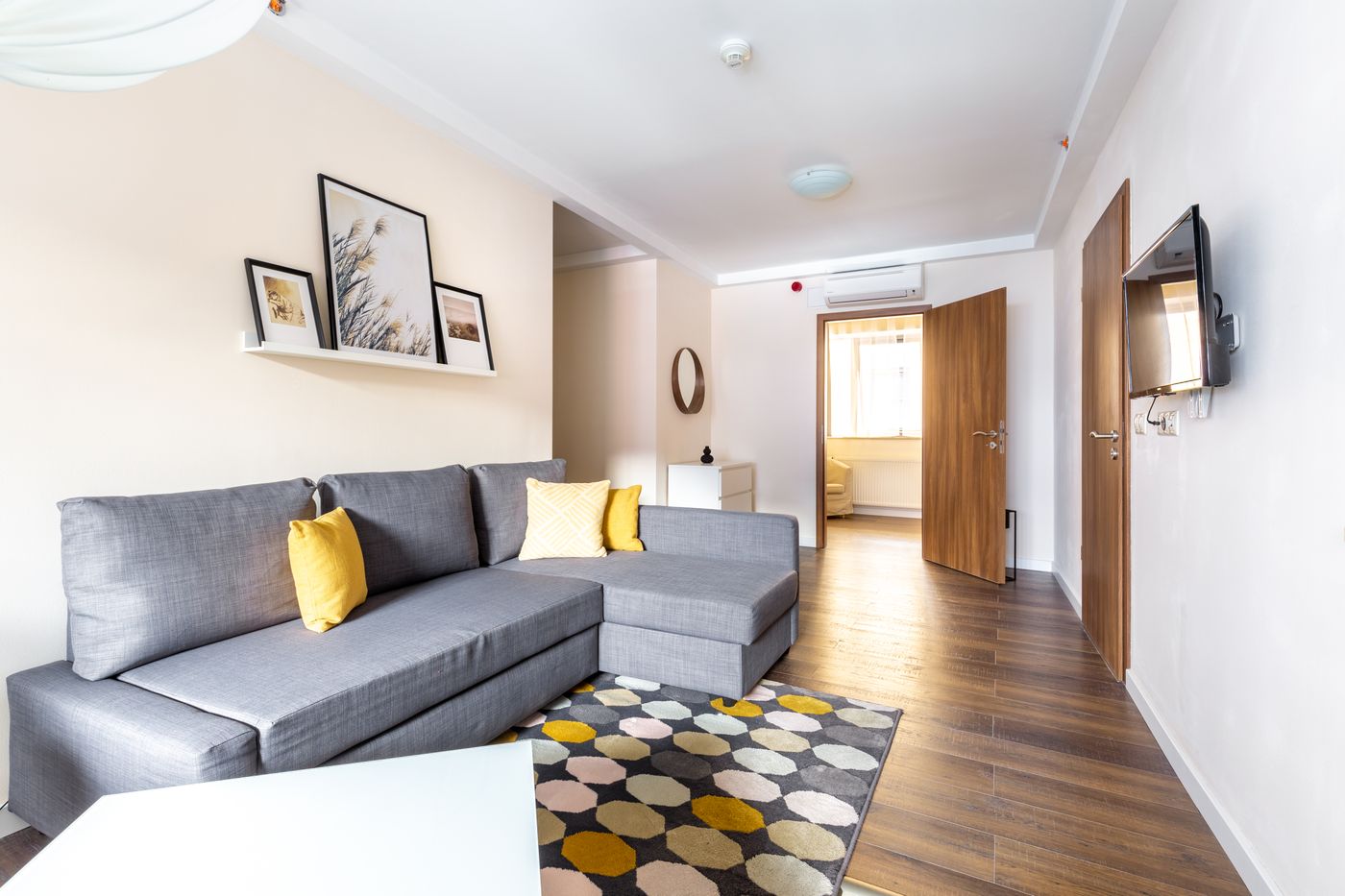 Vagabond-Downtown-Room-26