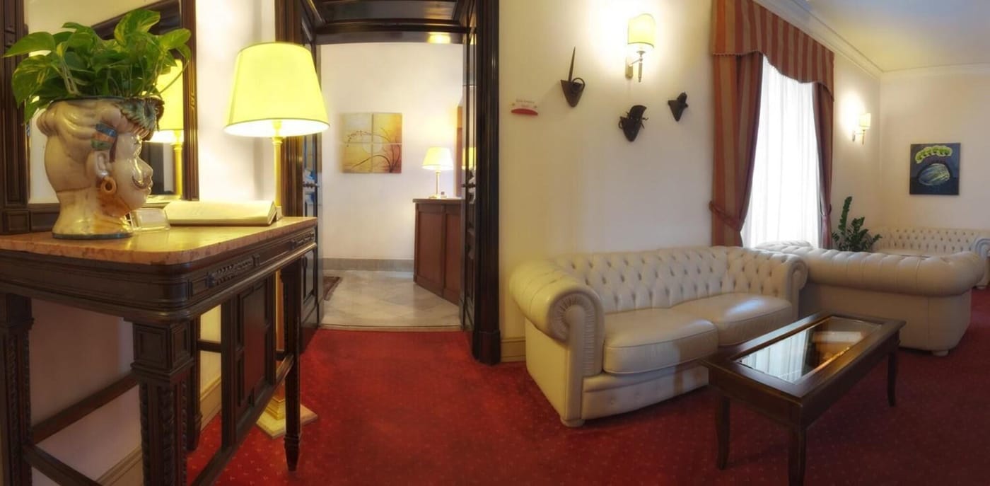 Manganelli-Palace-Hotel-Lobby-20
