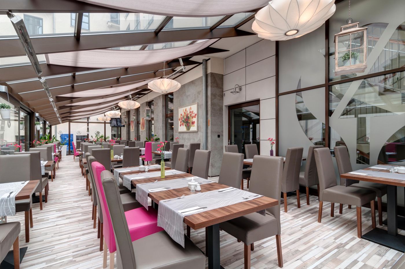 Golden-Tulip-Krakow-City-Center-Terrace-35