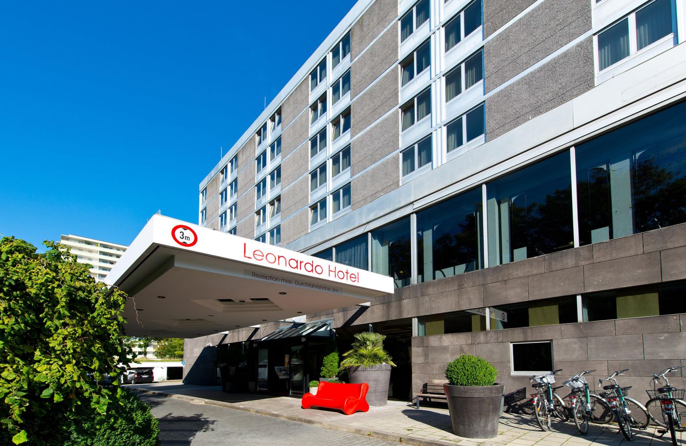 Leonardo-Hotel-Munich-Arabellapark-General-view-8