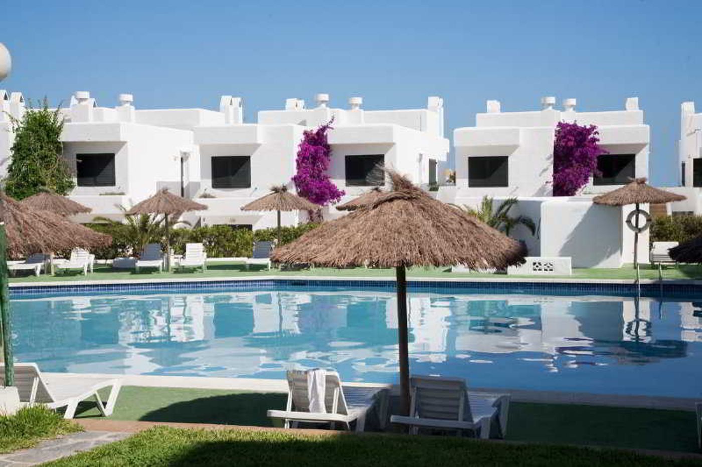 Camelina-Suites-by-Intercorp-Hospitality-Group-Pool-7