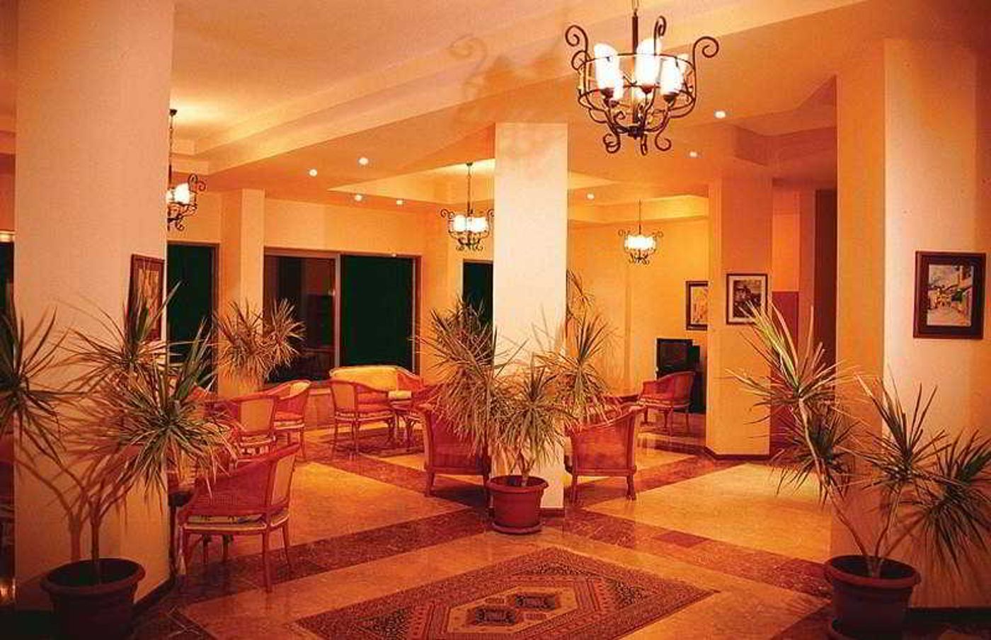 Miarosa-Incekum-West-Resort-Lobby-44