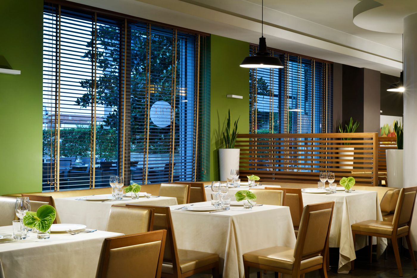 Unahotels-The-One-Milano-Restaurant-24