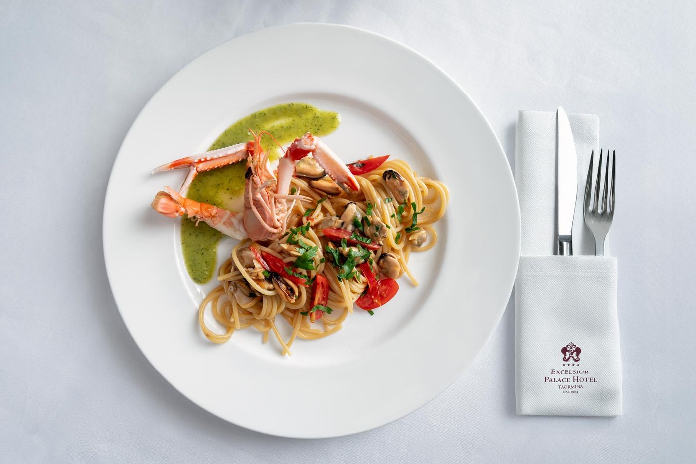 Excelsior-Palace-Restaurant-54