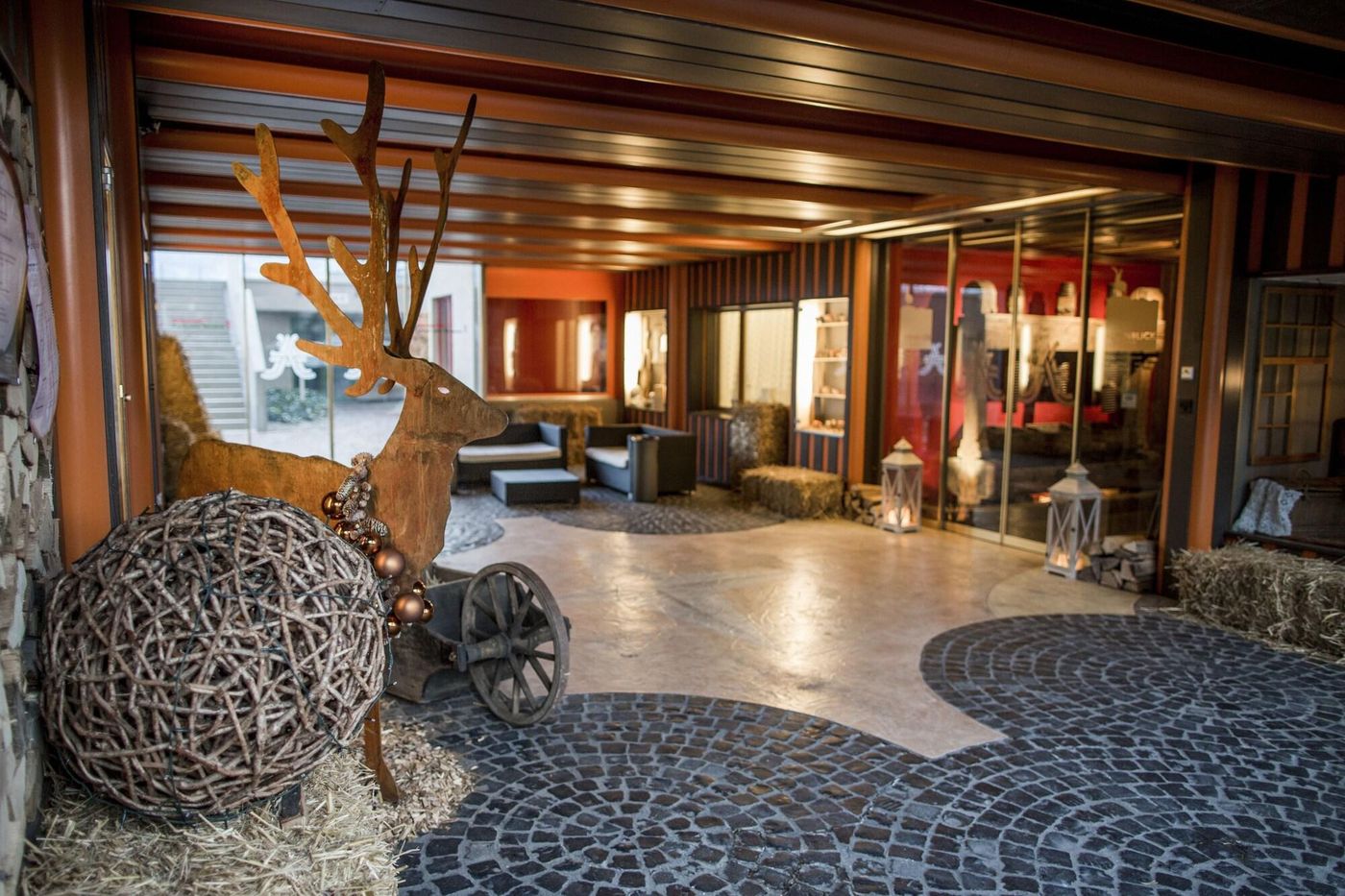 Hotel Alpenblick-Switzerland-WEGGIS -Lobby-7