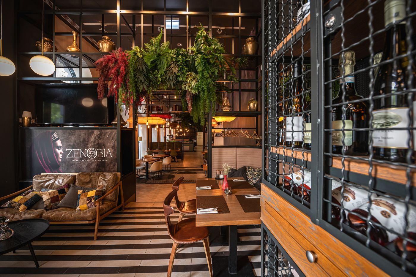 Hotel-Moments-Budapest-Restaurant-15