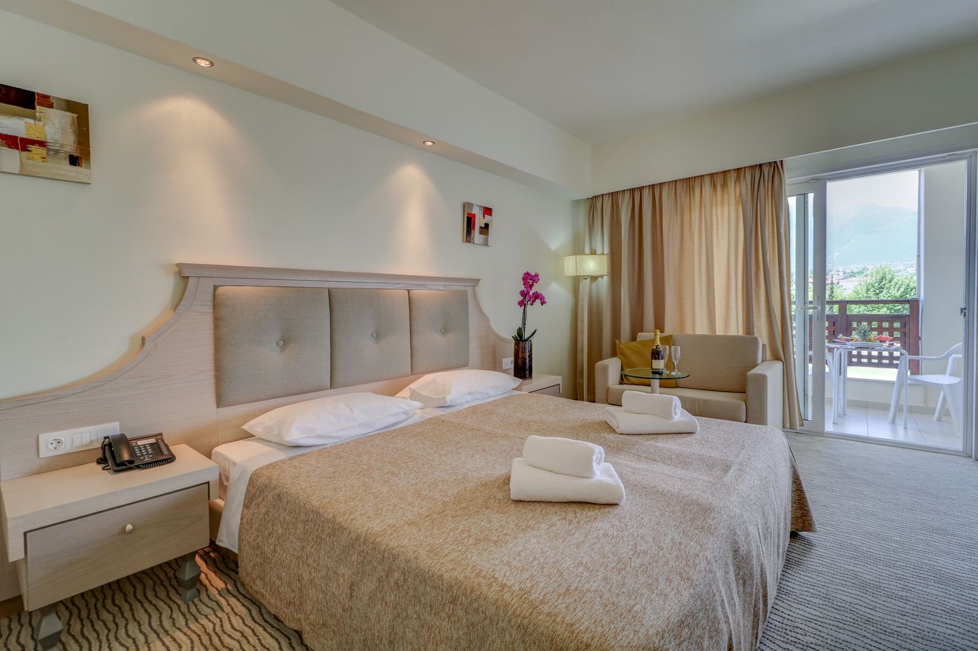 Bomo-Olympus-Grand-Room-26