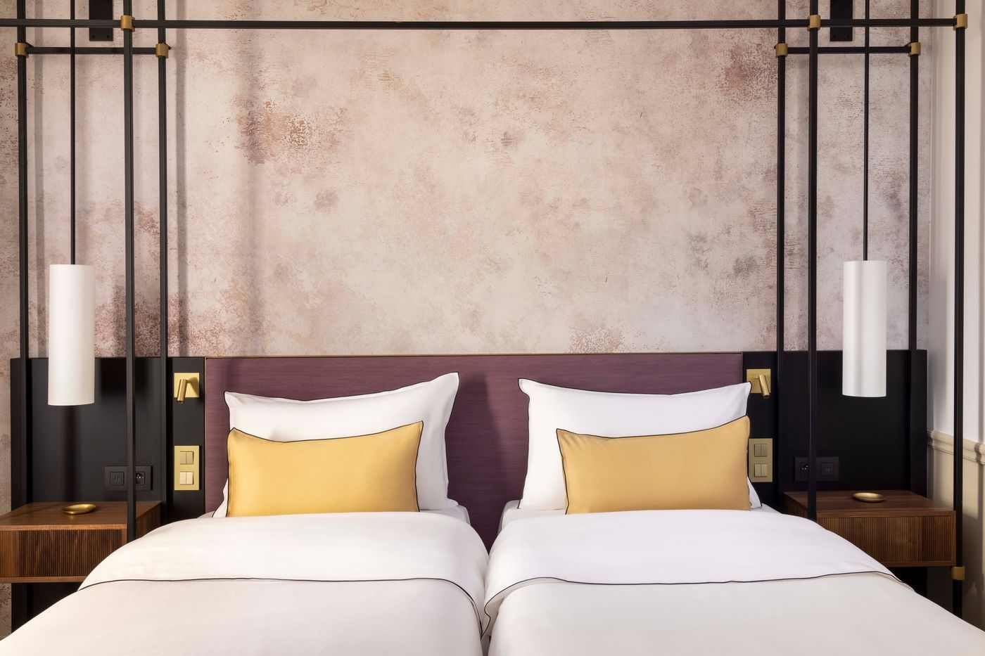 Victoria-Palace-Room-31