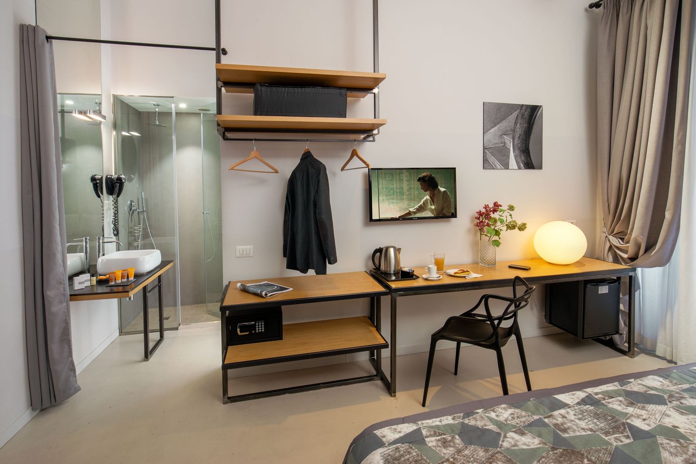 Viminale-View-Hotel-Room-2