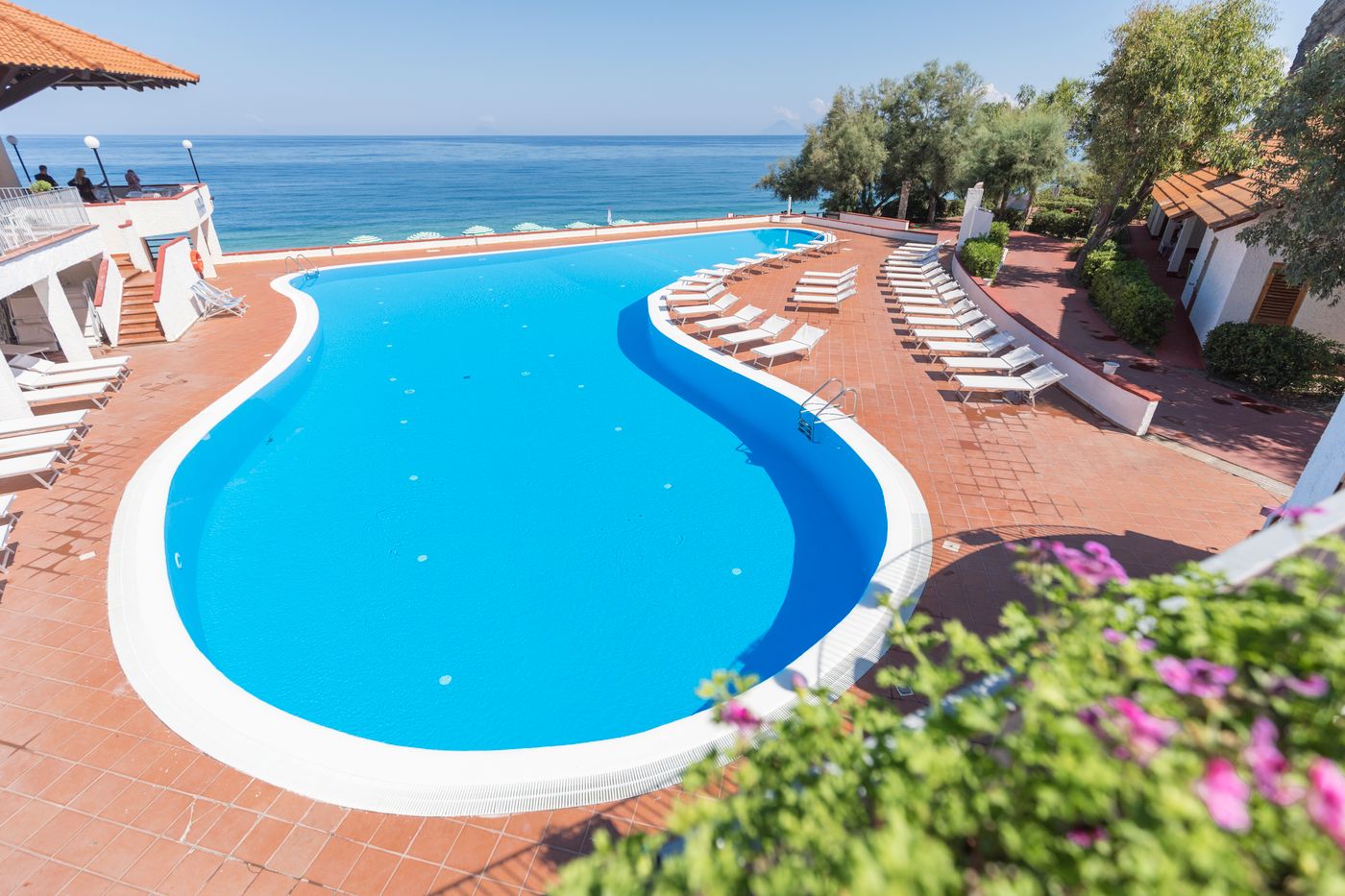 TH-Gioiosa-Marea---Capo-Calava-Village-Pool-2