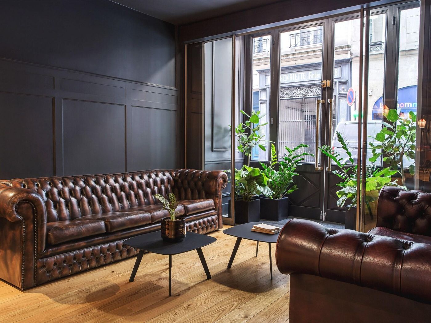 New-Hotel-Roblin-Restaurant-2