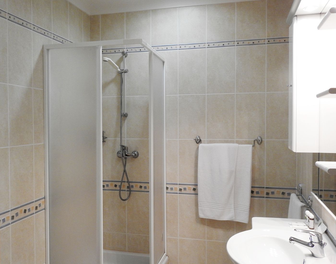 Milfontes-Guest-House-Room-27