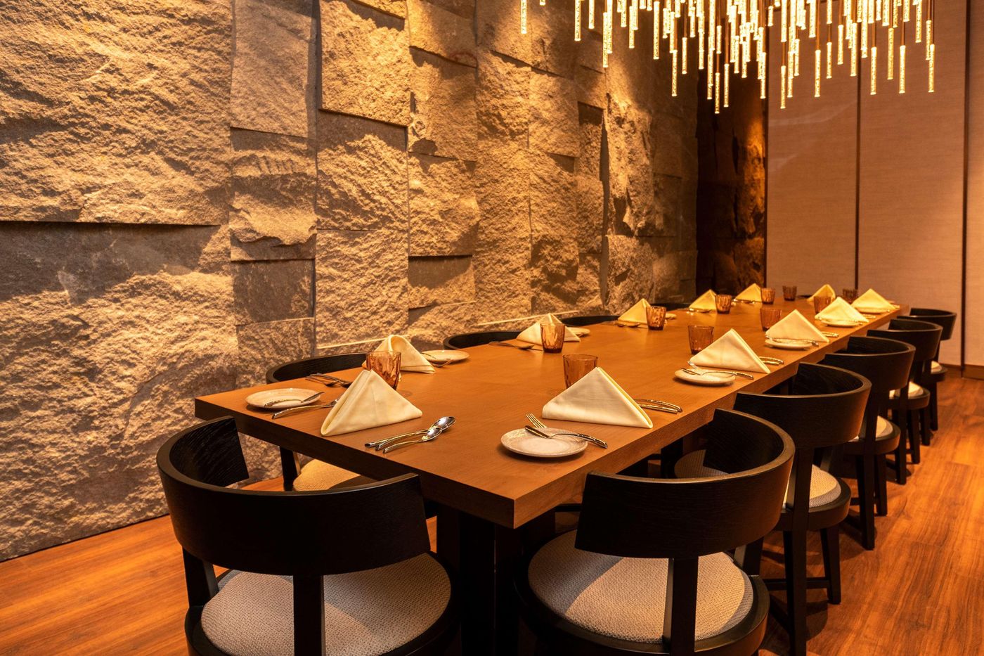 DoubleTree-by-Hilton-Weerawila-Rajawarna-Resort-Restaurant-52