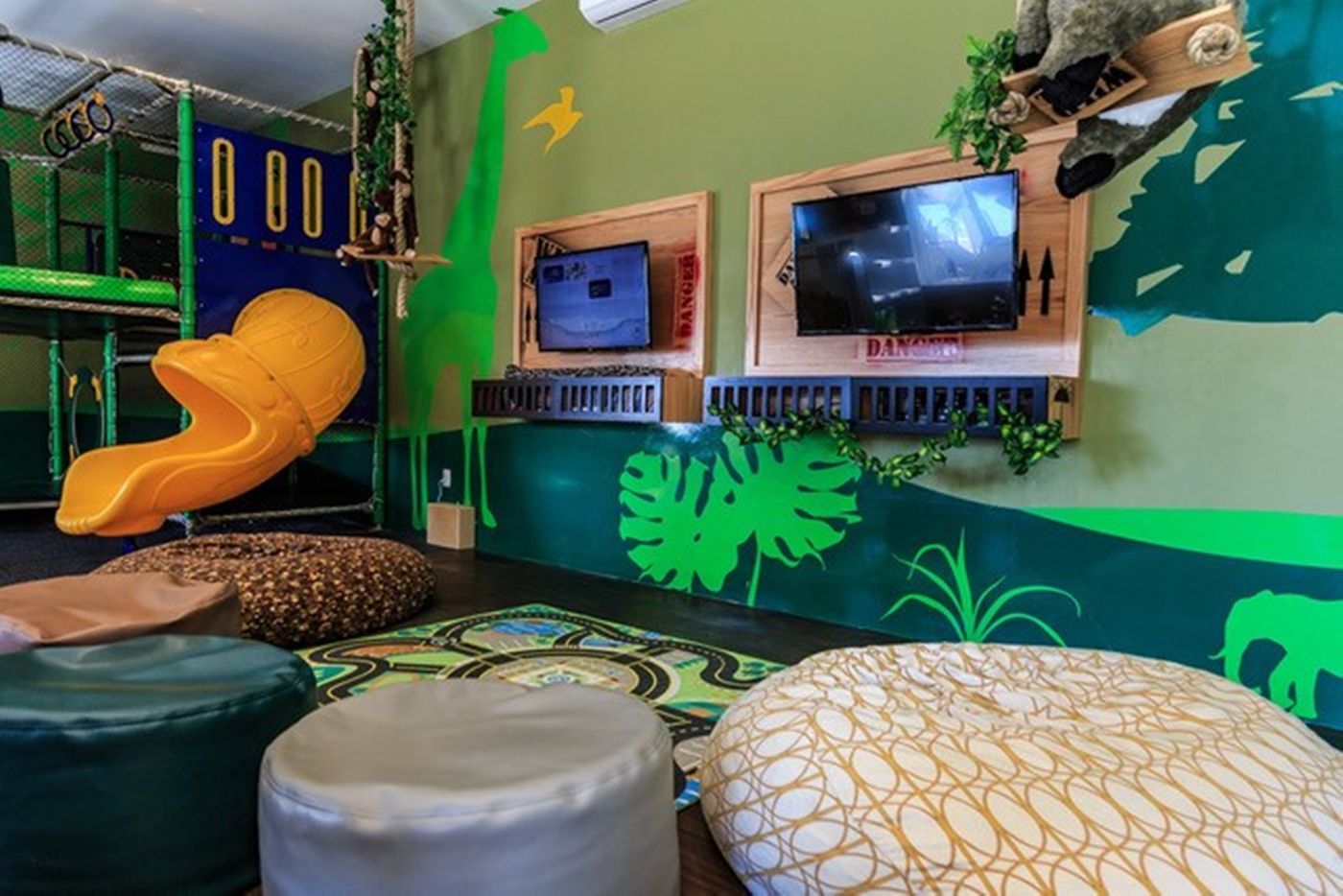 Dreams-Sands-Cancun-Resort---Spa-Sports-and-Entertainment-53