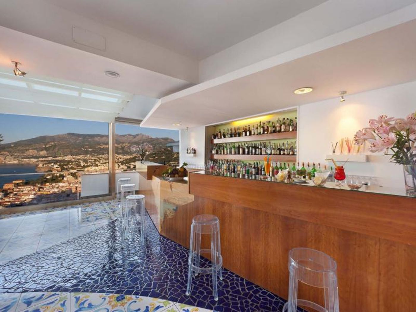 Grand-Hotel-President-Bar-40