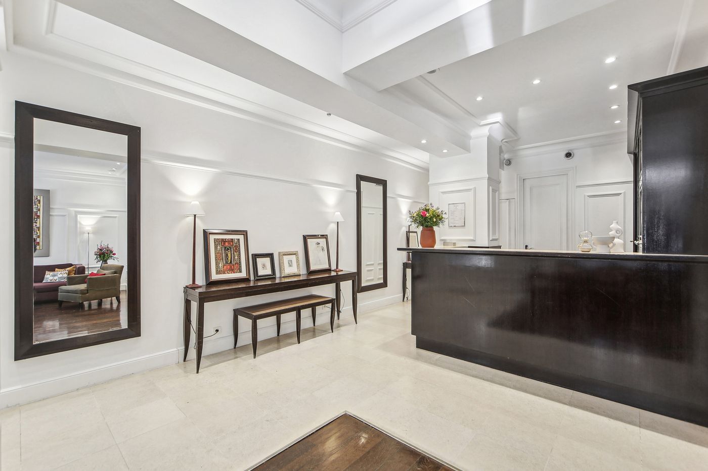 Victoires-Opera-Lobby-10