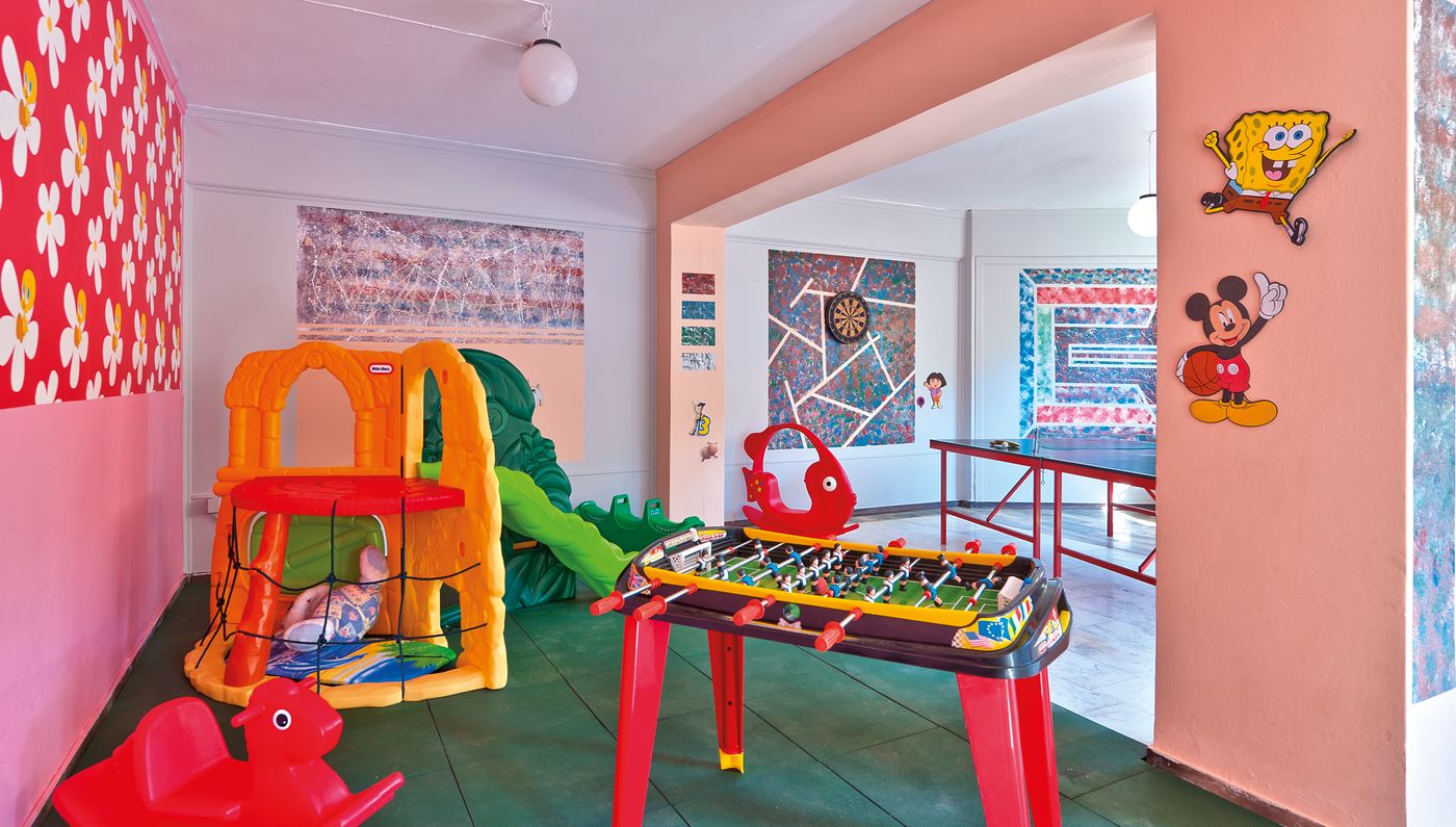 Koukouras Apartments