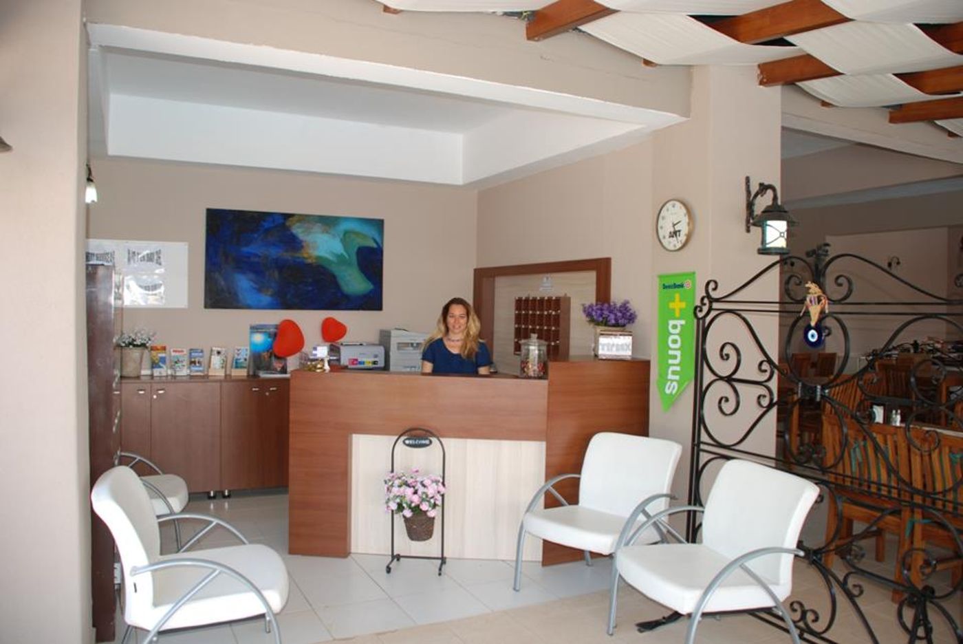 Ant-Apartments-Lobby-35