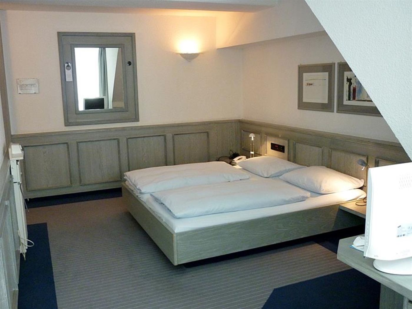 Avenue-Germany-NUREMBURG-Room-8