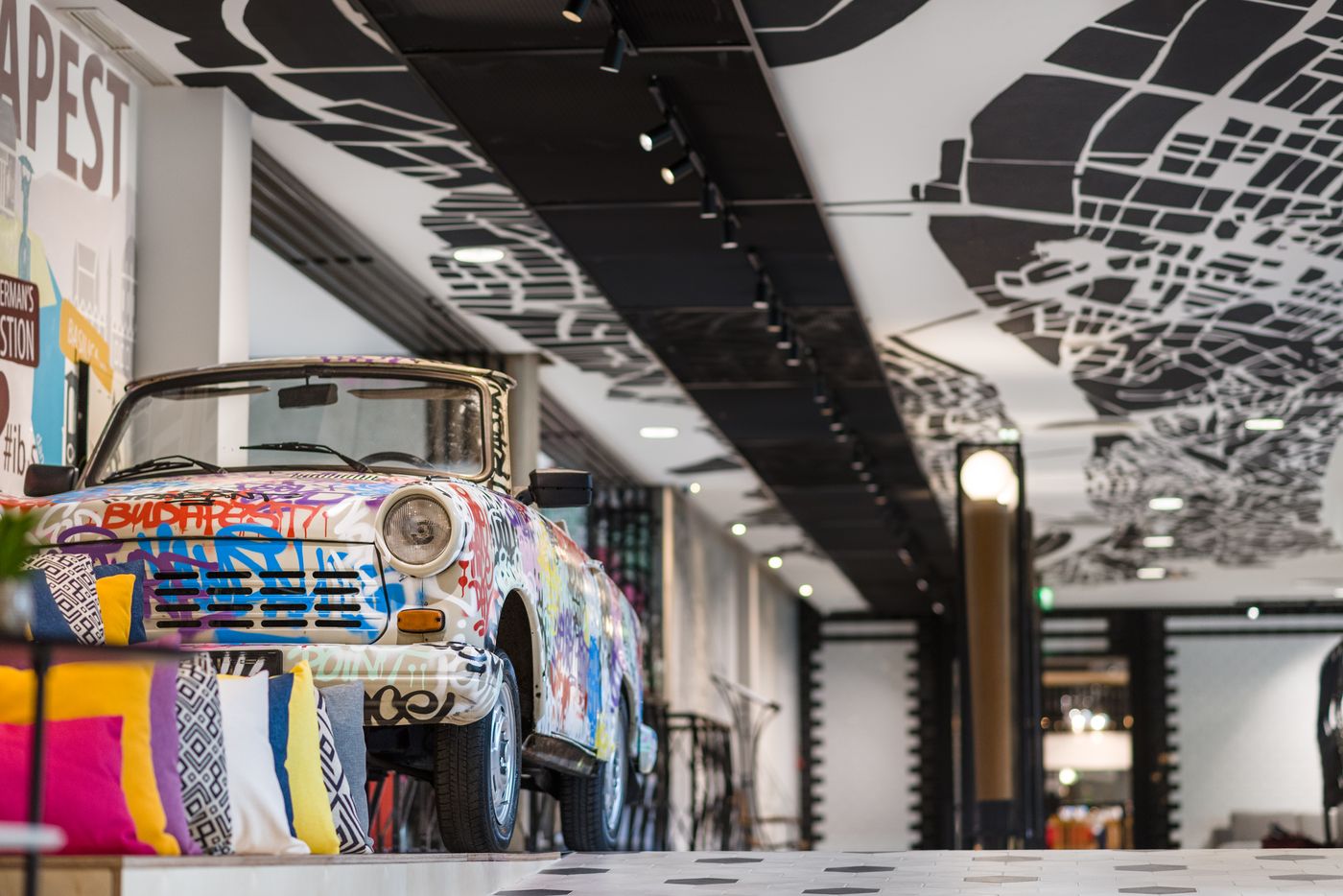 Mercure-Budapest-Castle-Hill-Lobby-27