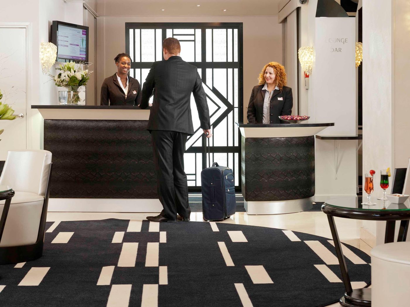 Mercure-Paris-Opera-Faubourg-Montmartre-Sports-and-Entertainment-18