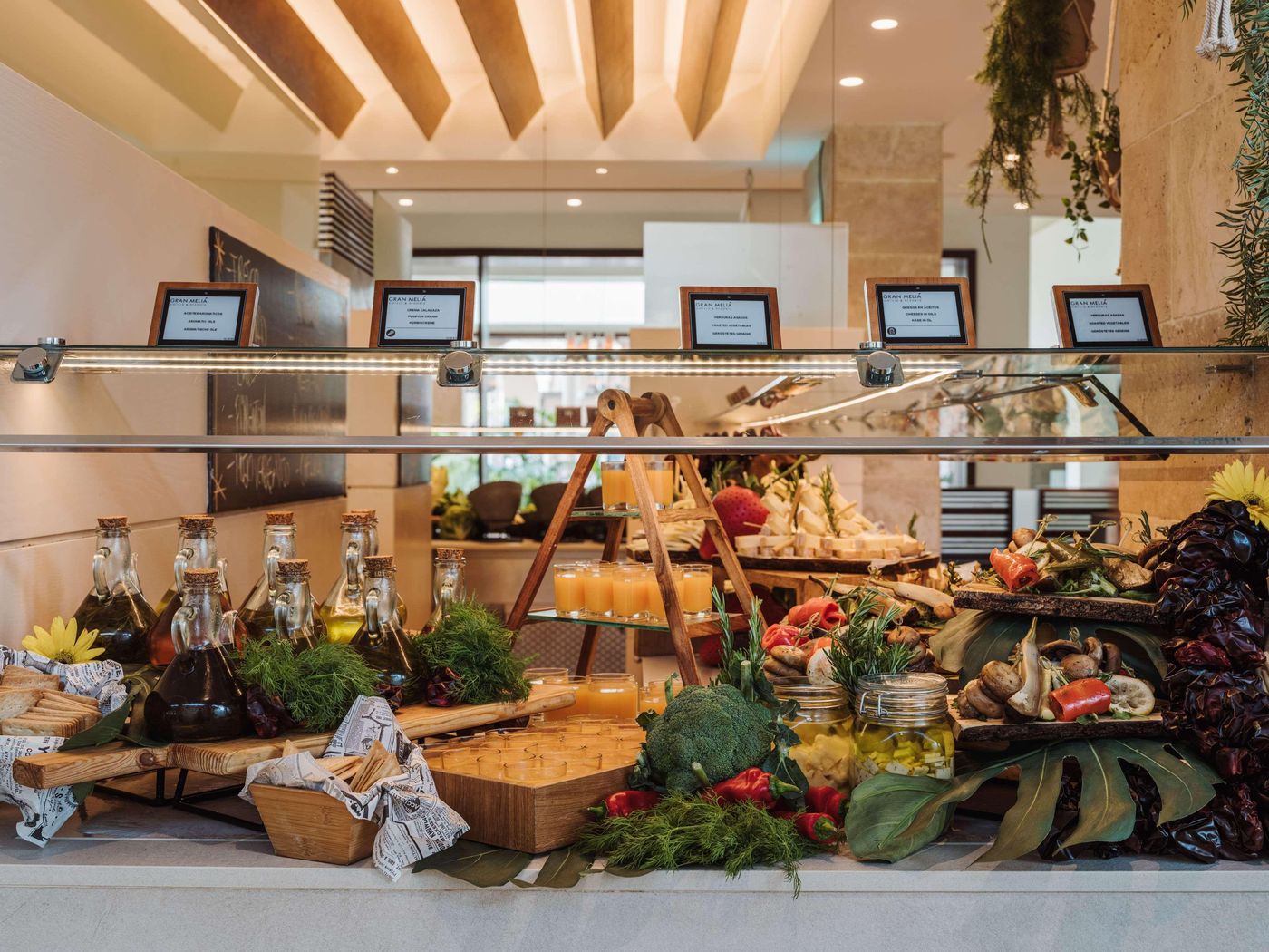 RedLevel-at-Melia-Palacio-de-Isora-Restaurant-60