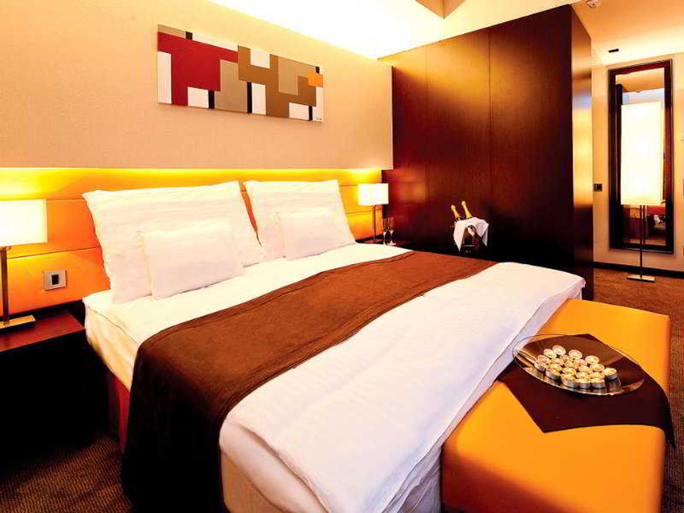 Abacus-Business---Wellness-Hotel-Room-8