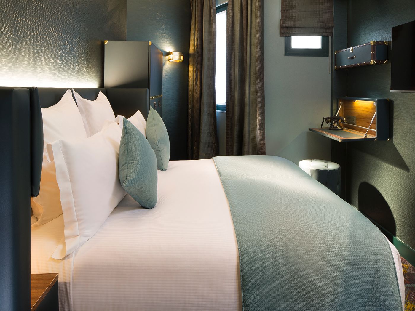 Whistler-Hotel-Room-14