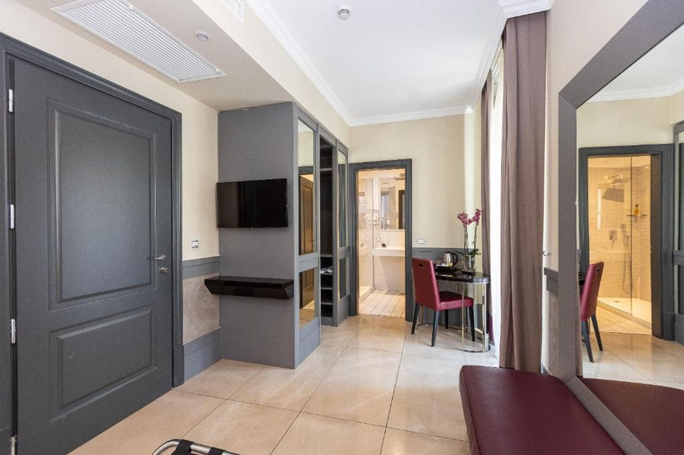 Hotel-Castellino-Roma-Room-22