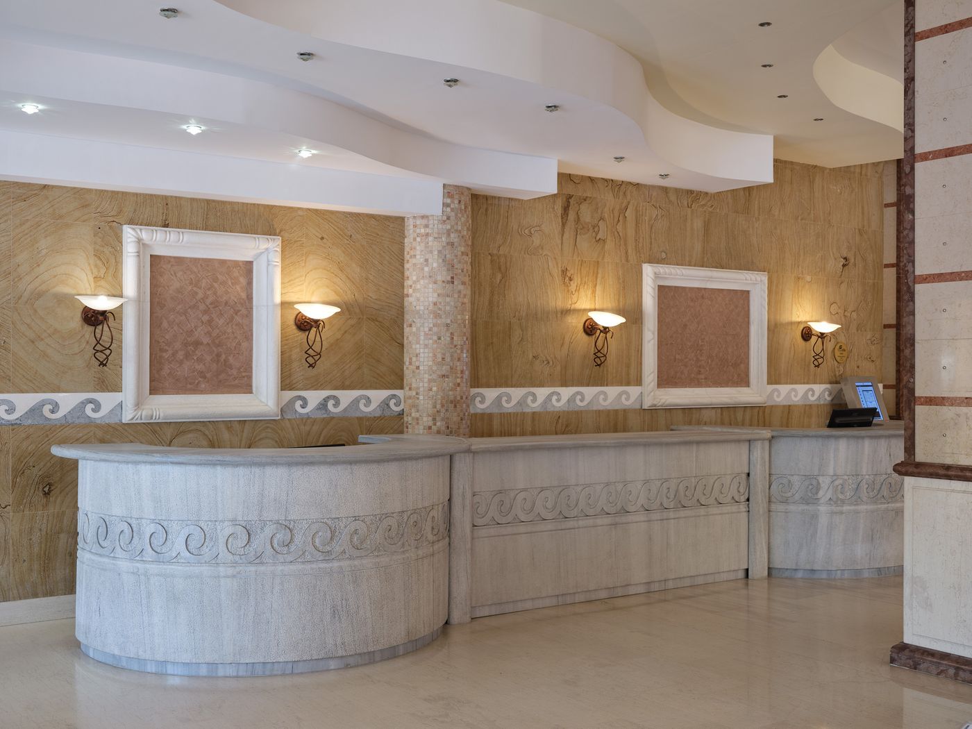 Atlantica-Princess-Hotel-Lobby-39