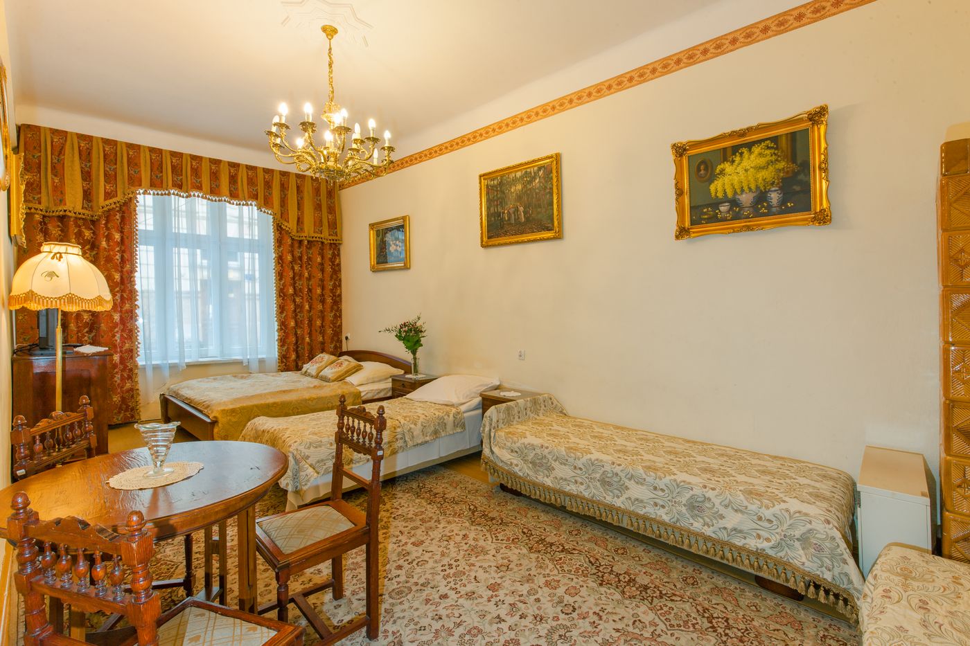 Metropolitan-Apartments-Room-14