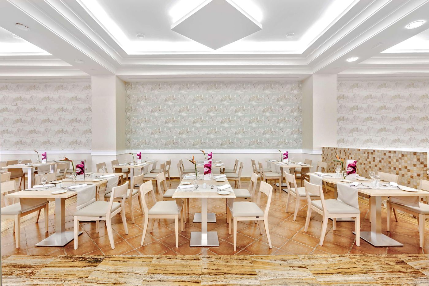 Occidental-Jand----a-Playa-Restaurant-41