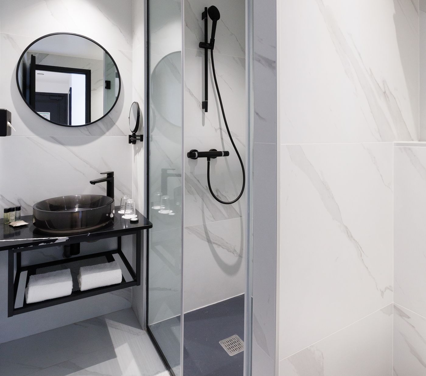 Star-Champs-Elysees-Room-33