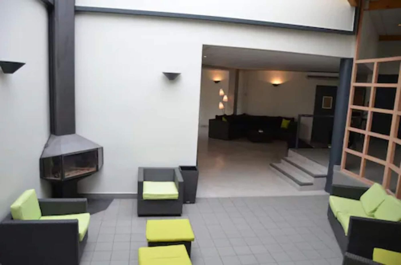 Inspirations by Balladins Le Riccoty - France - Blyes - Lobby - 6