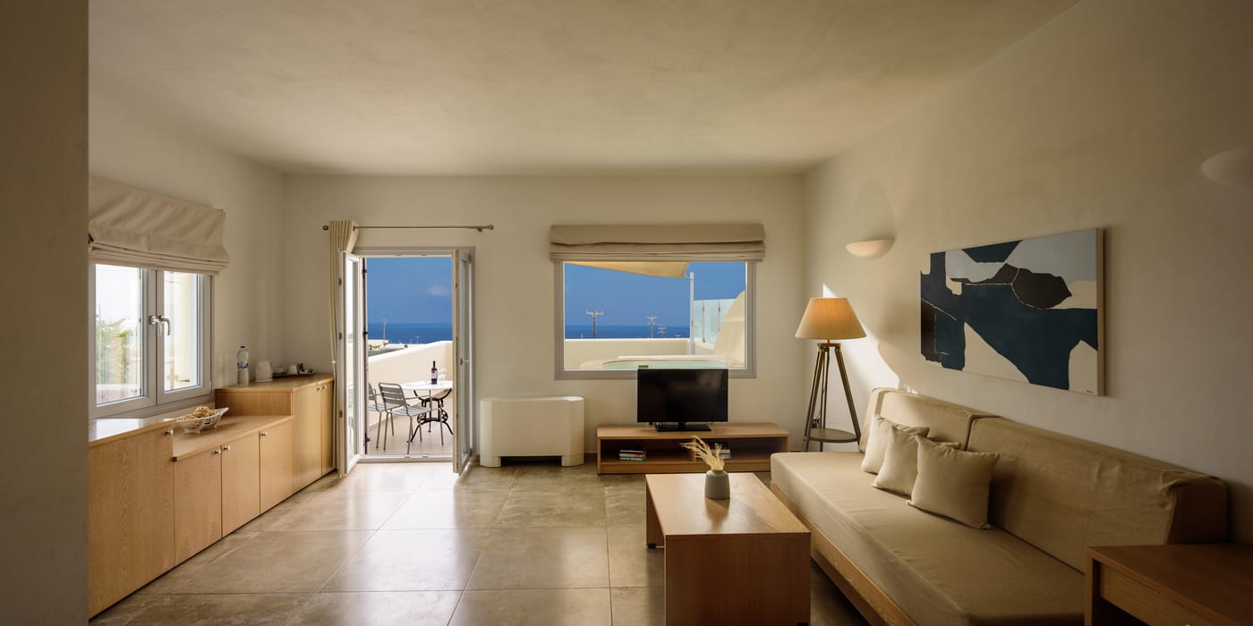 Aliter-Suites-Room-30